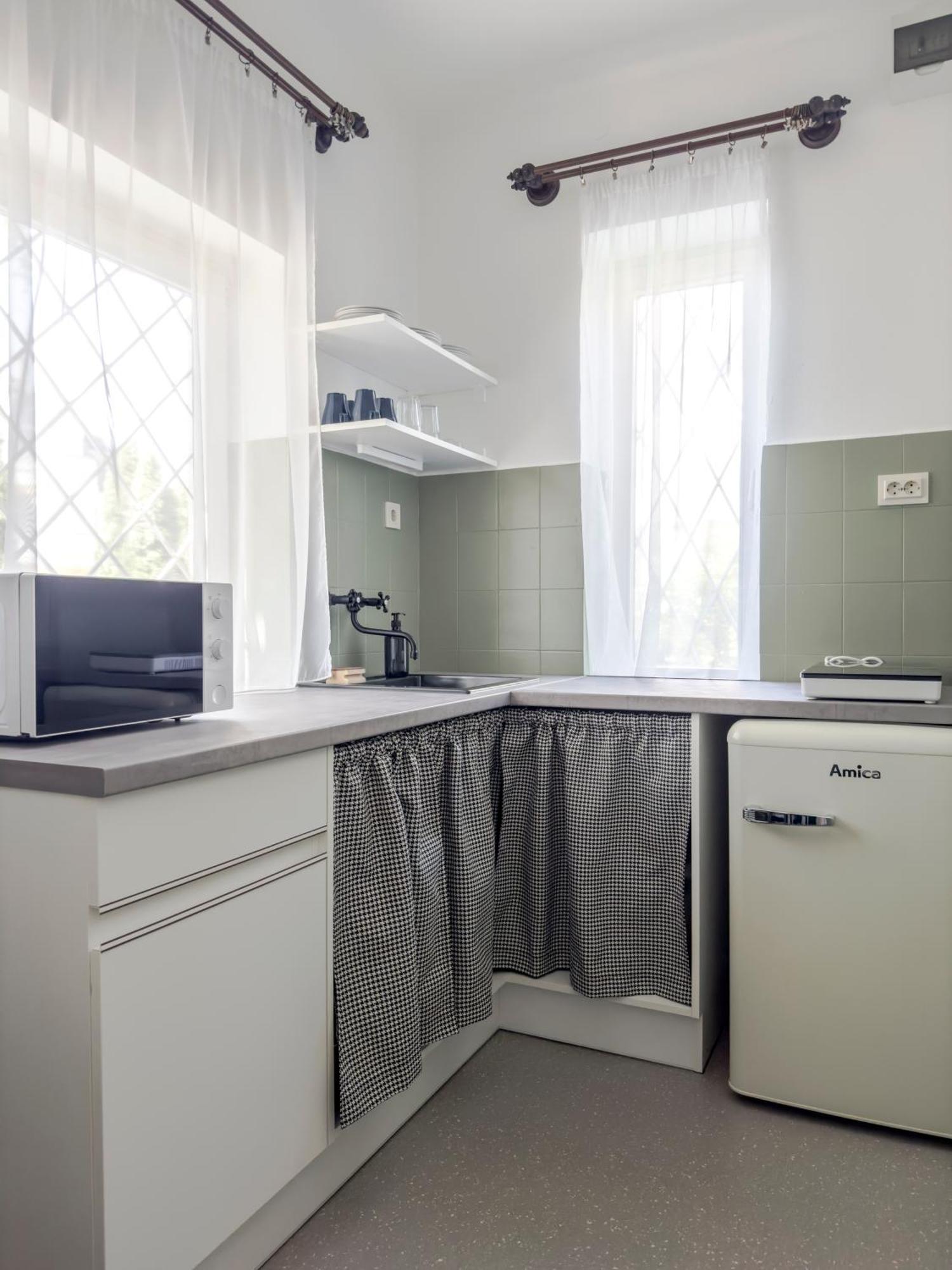 Endretro Apartments Шиофок Экстерьер фото
